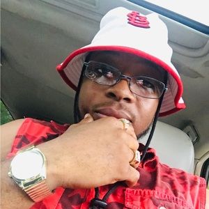 Meet your Posher, Markell